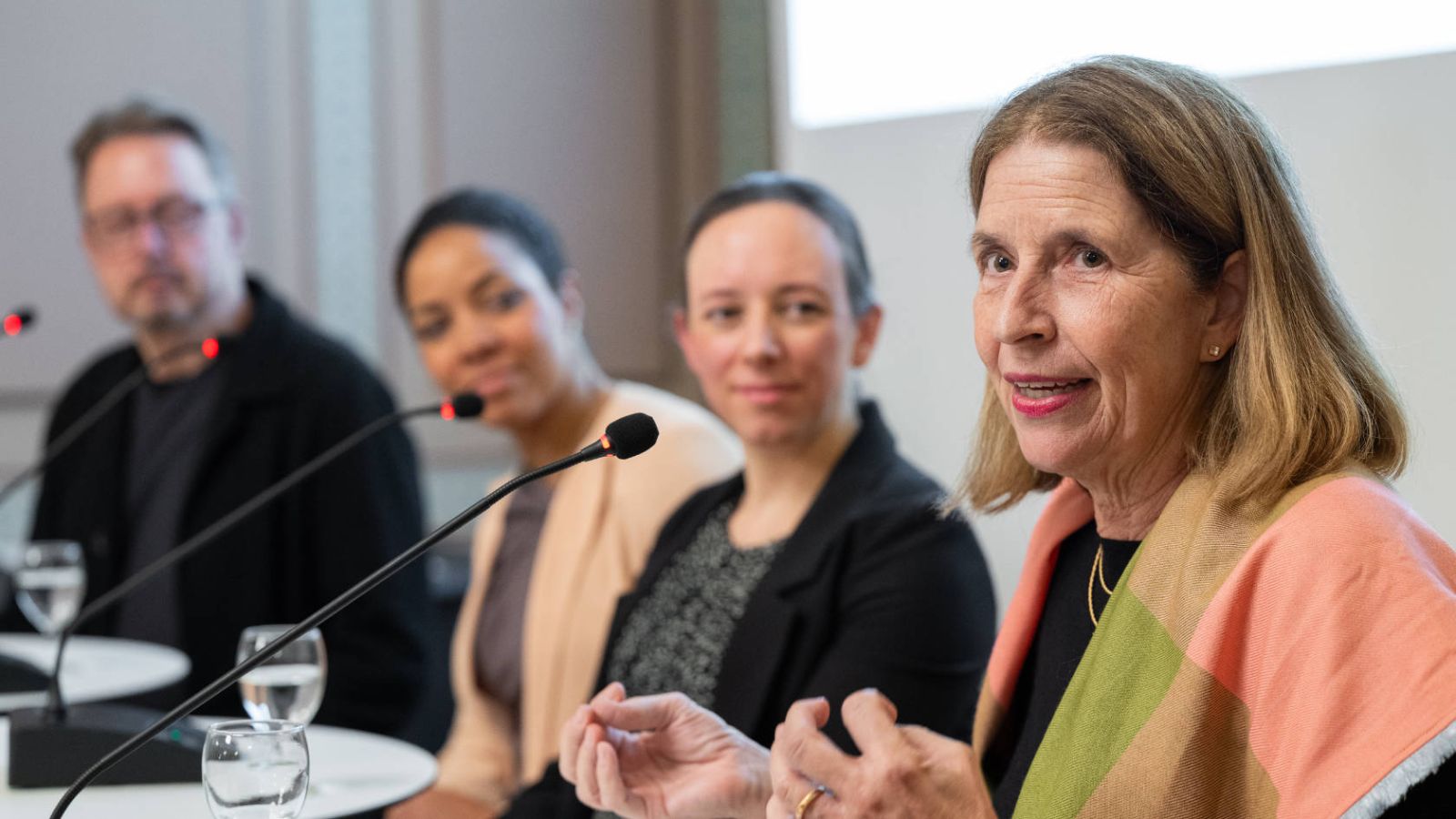 An einem Jubiläumsanlass von «Filling the Gap» wurde über erfolgreiche Laufbahn- und Gleichstellungsförderung diskutiert. (Bilder: Frank Brüderli)